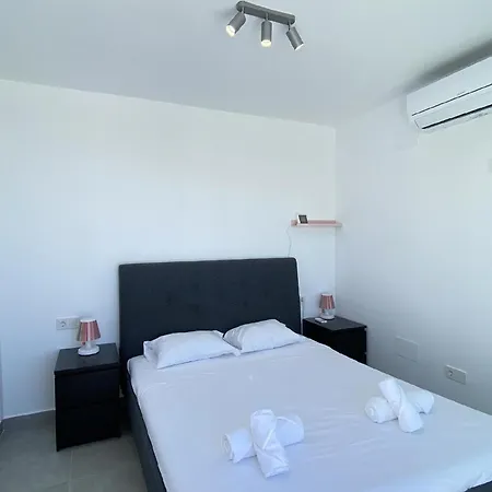 Fuer 6 Personen Ca 80 Qm In Nerja, Andalusien Costa Del Sol *